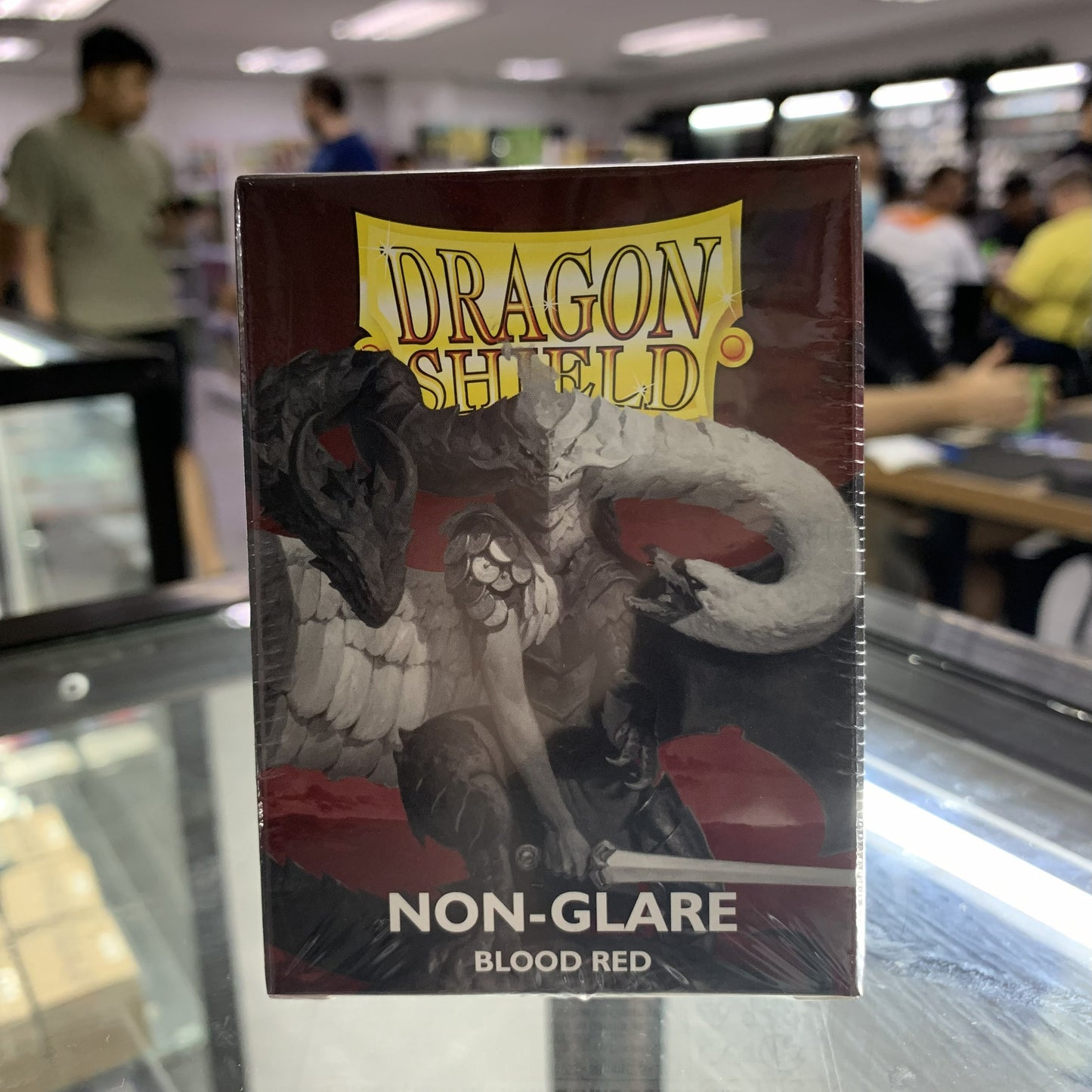 Dragon Shield Sleeves – Matte NonGlare Blood Red (100-Pack)
