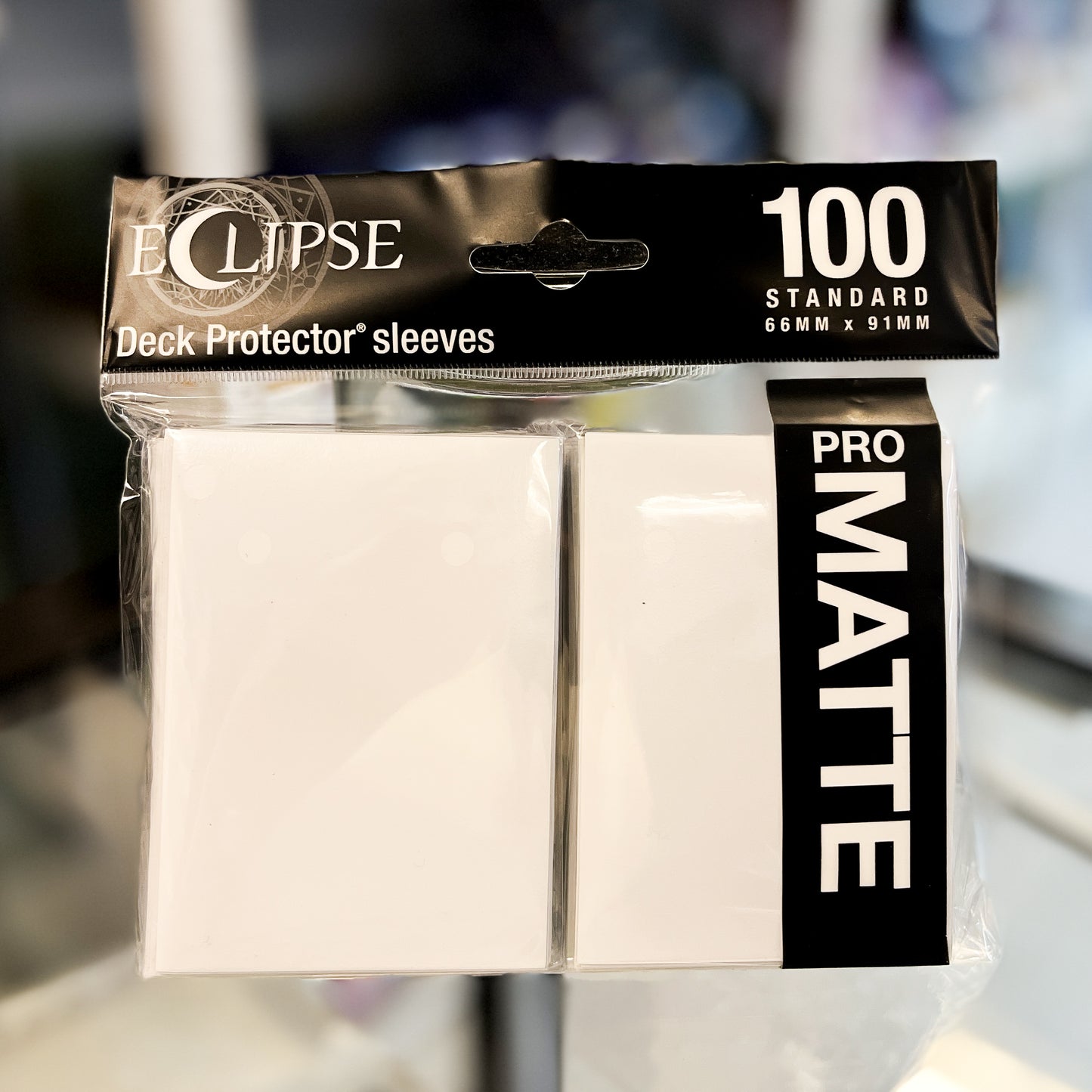 Ultra PRO Eclipse Matte Standard Sleeves (100) - Arctic White